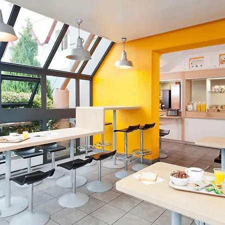 Hotelf1 Le Blanc Mesnil Garonor A3 Hotel