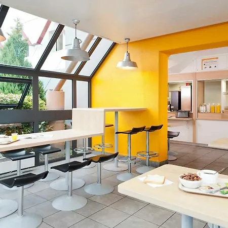 Hotel Hotelf1 Le Blanc Mesnil Garonor A3 *